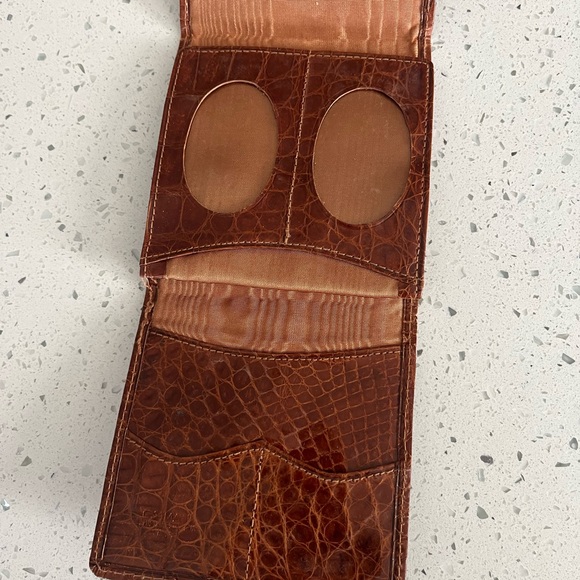 Genuine Argentinian Handmade Alligator Leather and 18k gold Vintage 1940 Wallet - Picture 4 of 6